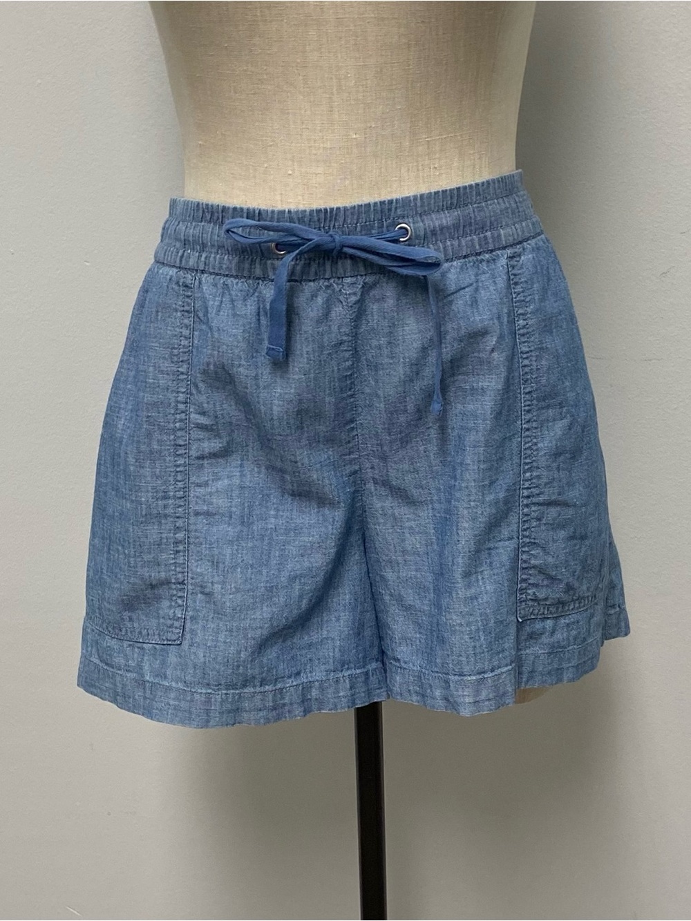 GAP Chambray Drawstring Shorts - Light Blue